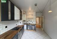 4 Zimmer mit perfekter Raumaufteilung! Gutes Preis-Leistungs-Verhältnis in direkter U Bahn Nähe! Neubau-Wohnung - gebraucht - U Bahn nur 350m entfernt! Für Eigennutzer und Anleger!