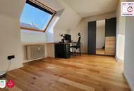 *Modern, urban und kernsaniert* Stilvolle 3-Zimmer Dachgeschosswohnung