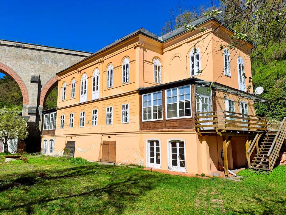 Historische Villa mit Geschichte, Charakter und Zukunft