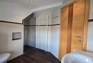 Vielseitiges Einfamilienhaus mit Pool, Garagen und großem Potenzial in Leibnitz