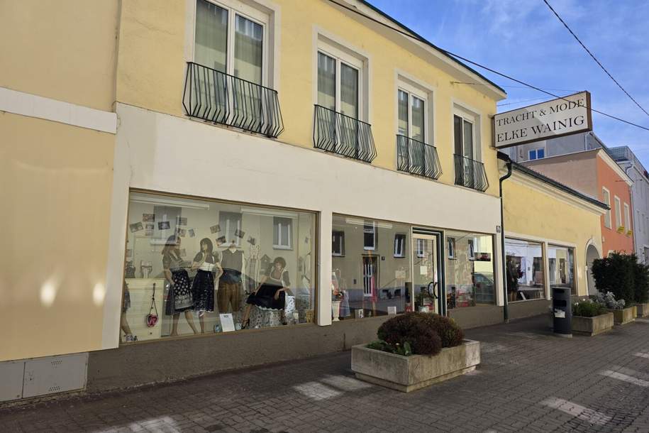 Geschäftslokal in Bestlage von Wiener Neustadt – Innenstadt, große Verkaufsfläche & Parkplätze im Innenhof, Gewerbeobjekt-kauf, 479.000,€, 2700 Wiener Neustadt(Stadt)
