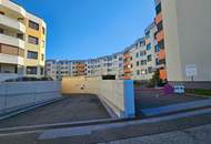 Helle 4-Zimmer-Eigentumswohnung mit Loggia, Tiefgaragenplatz und perfekter Infrastruktur