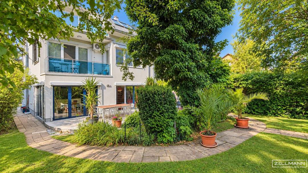 EIN ZUHAUSE FÜR ALLE GENERATIONEN! Traumhafter Familiengrundriss, privates Gartenparadies mit Pool & Poolhaus | ZELLMANN IMMOBILIEN