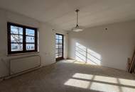 Helle Büroräumlichkeiten in zentraler Lage von Loosdorf