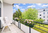 Ruhige Neubauwohnung in saniertem Gebäude mit Vollwärmeschutz! Große Loggia! Grünblick!