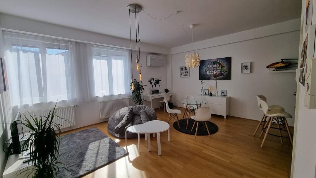 KOFFER PACKEN UND EINZIEHEN - 2 ZIMMER MIETWOHNUNG AB August Frei !!