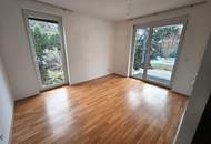 Stadtrandoase mit Grünblick: 3-Zimmer-Erdgeschosswohnung mit großzügigem Garten