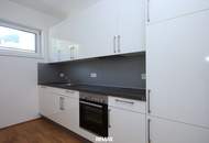 Graz-Geidorf: Helle 2-Zimmer-Wohnung mit großem Balkon und Tiefgaragenplatz