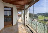 Sofort bezugsbereites, großzügiges Wohnhaus mit Fernblick und großem Garten