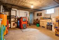 Sanierungsbedürftiges Haus in Untersiebenbrunn! Rohdachboden mit Ausbaupotential!