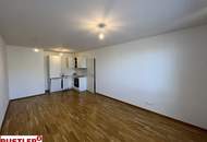 Helle Neubauwohnung mit Terrasse!