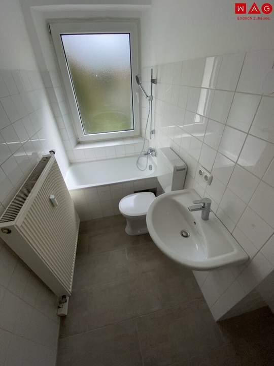 Harmonisches Wohngefühl trifft auf durchdachte Raumgestaltung: diese gemütliche 2-Zimmer-Wohnung mit Blick ins Grüne vereint naturnahes Wohnen mit optimaler Infrastruktur und guter Stadtnähe!