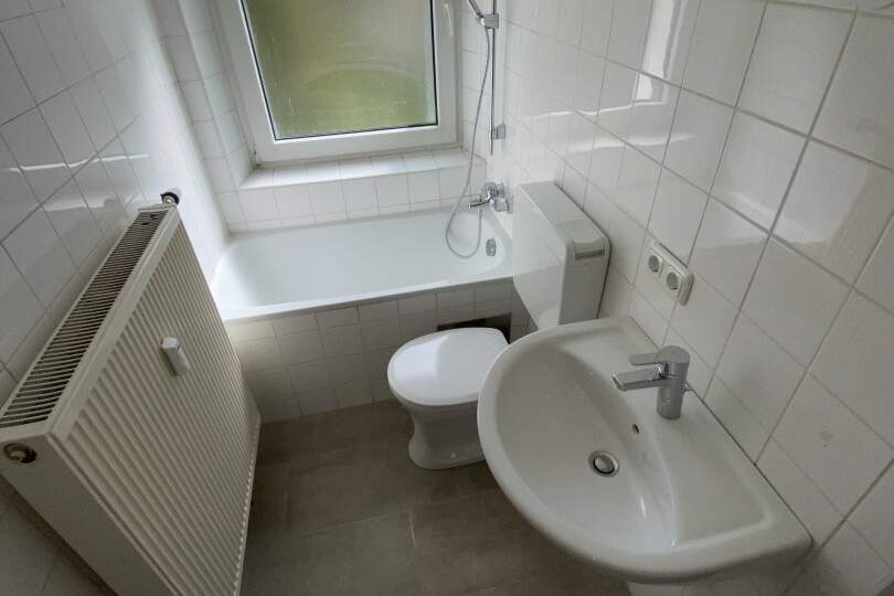 Harmonisches Wohngefühl trifft auf durchdachte Raumgestaltung: diese gemütliche 2-Zimmer-Wohnung mit Blick ins Grüne vereint naturnahes Wohnen mit optimaler Infrastruktur und guter Stadtnähe!, Wohnung-miete, 511,01,€, 4400 Steyr(Stadt)