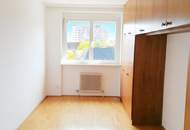 6 Zimmer Wohnung (Mieter Firma ) mit sehr guter Rendite