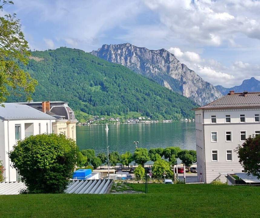 Sehr schöne Nichtraucherwohnung mit Terrasse und Seeblick!