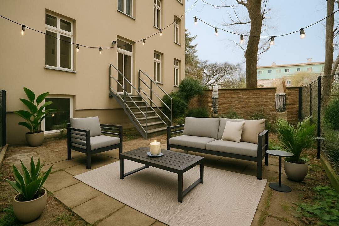 Möglichkeit zur Zusammenlegung im Altbau mit Eigengarten! Zwischen Rochusmarkt und Kardinal Nagl- Platz!