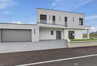 Erstbezug Luxus Villa in ruhiger Lage