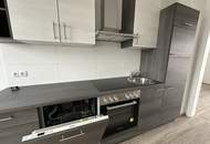 LETZTES JAHR SANIERT: 2-Zimmer-Wohnung + Kabinett mit eigener Terrasse!