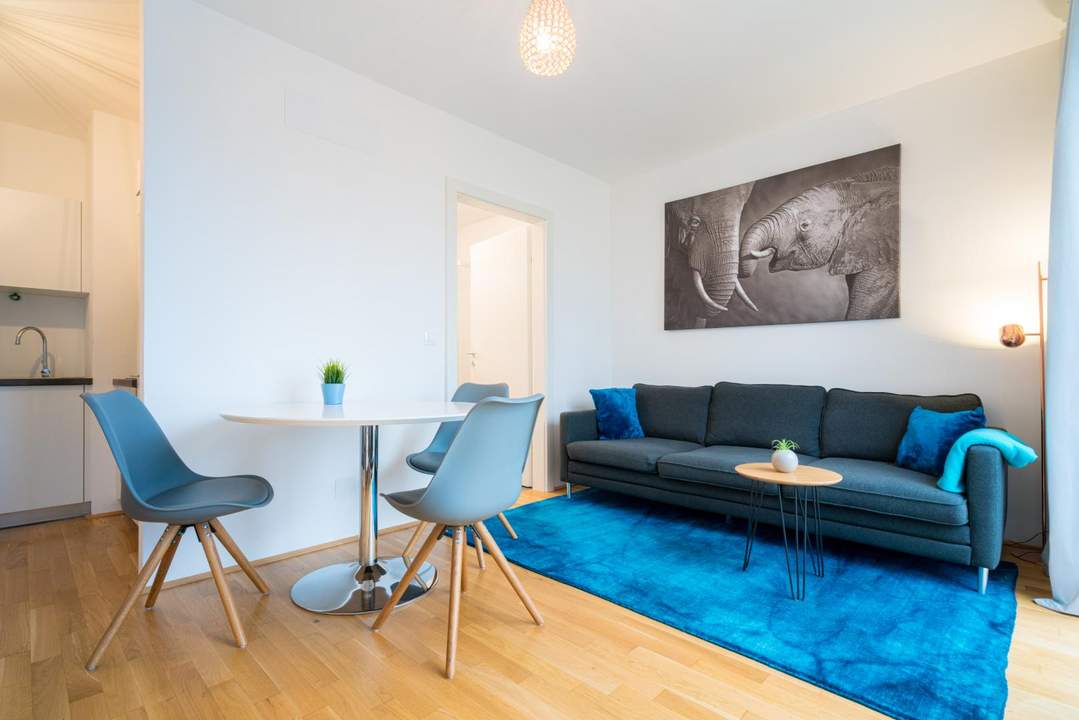 "U1-UNO CITY-Donau Zentrum- 2-Zimmer mit Terrasse!"