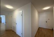 4 Schlafz. und ein großes Wohnzimmer der gehobenen Klasse, 2 PP möglich // 4 bedr. and a large, upscale living, 2 parking optional //
