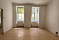 Wiener Altbau mit Potenzial – 2-Zimmer-Ruhelage mit grünem Innenhofblick