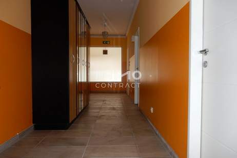 4 Zimmer-Erotik-Studio sucht Nachfolger! Branchenfrei - gute Sichtbarkeit!, Gewerbeobjekt-kauf, 225.000,€, 1160 Wien 16., Ottakring