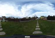 Charmantes Einfamilienhaus mit Pool