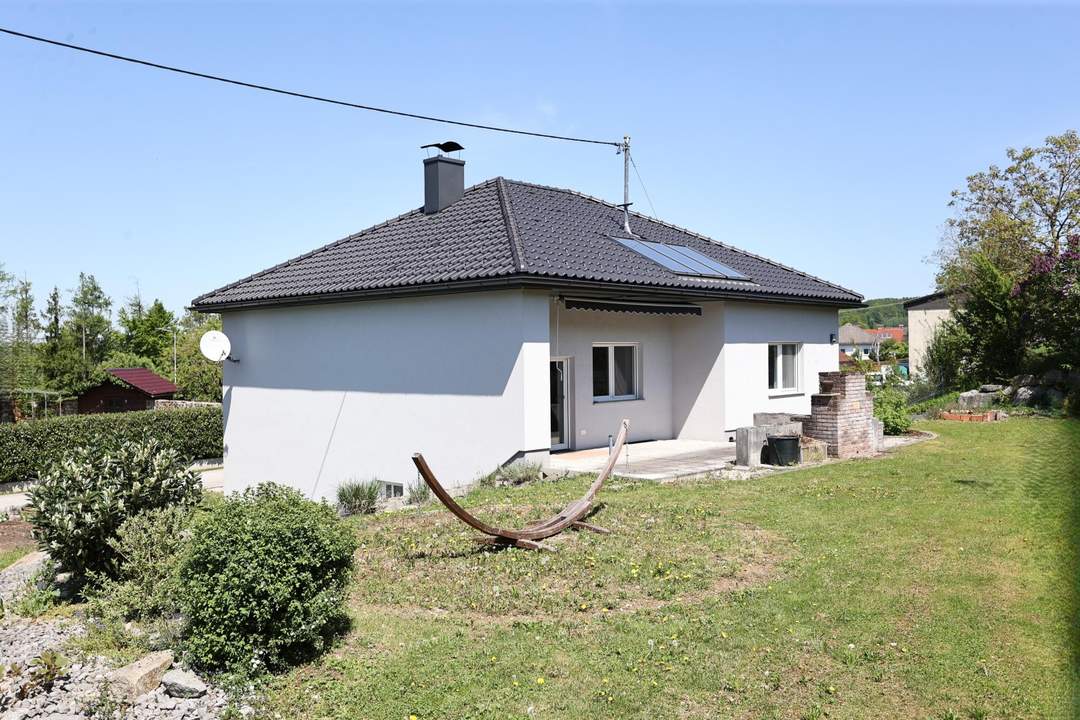 Einfamilienhaus auf 793 m² Grund - mit neuem Dach + Vollwärmeschutz, Pelletsheizung,...