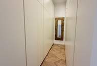 Prachtvolle Beletage mit Balkon in Bestlage am Rochusmarkt! Komplett möbliert.