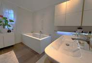 GROSSER EBENER GARTEN MIT TEILSANIERTEM HAUS MIT 2 WOHNEINHEITEN NAHE WIEN