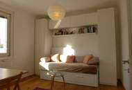 Wunderschöne, sehr ruhige, möblierte 2-Zimmer Dachgeschosswohnung mit großzügiger Terasse und Kahlenbergblick! Heizung und Warmwasser inklusive!