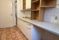 4 Zimmer - Wohnung in ruhiger Sackgasse; 500m von der U-Bahn Station St. Veit; 1000m vom rotem Berg entfernt