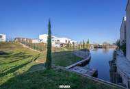 Traumgrundstück mit direktem Seezugang und Weitblick