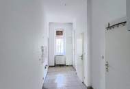 Lichtdurchflutete 2-Zimmerwohnung im prachtvollen Altbauhaus am Tivoli