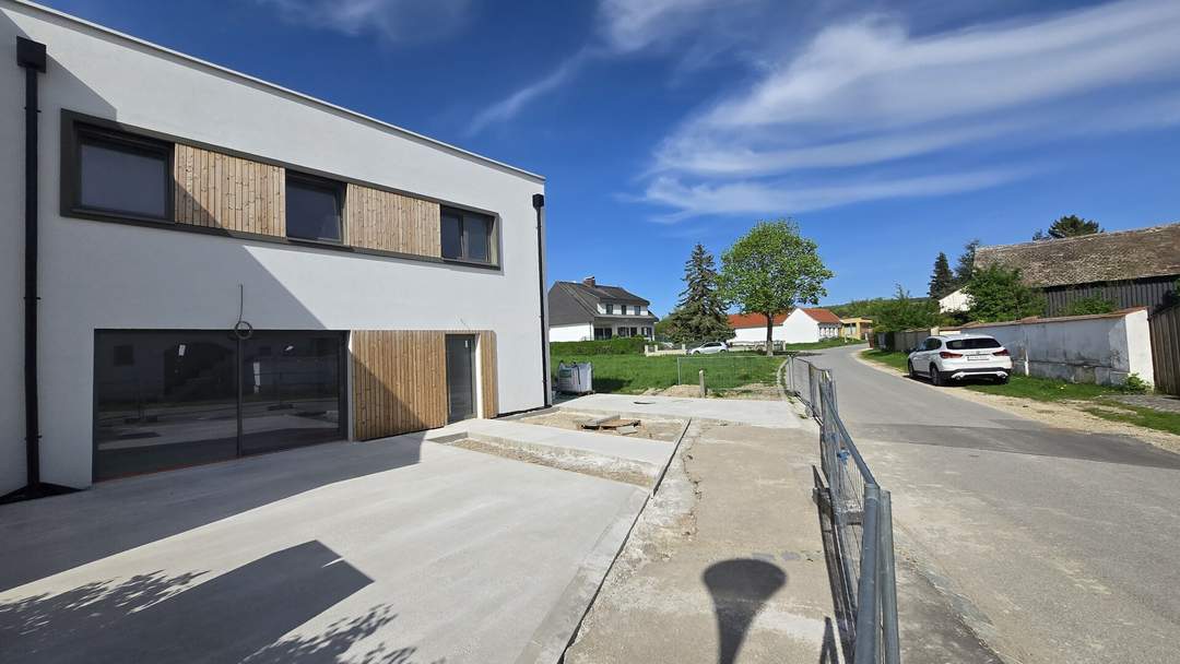 Tolle Doppelhaushälfte in Stetten - Erstbezug mit 105m², Garten & 2 Stellplätzen