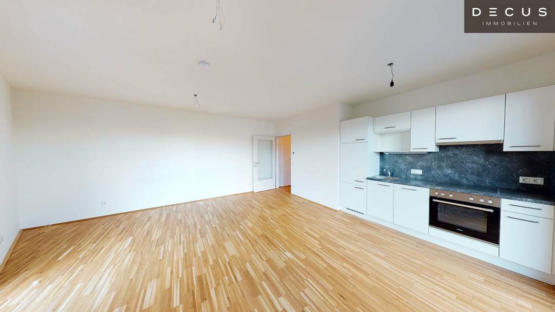 # AB FEBRUAR # NÄHE U3 ENKPLATZ # ZWEI-ZIMMER # 5. STOCK # ZWEITVERMIETUNG # BALKON