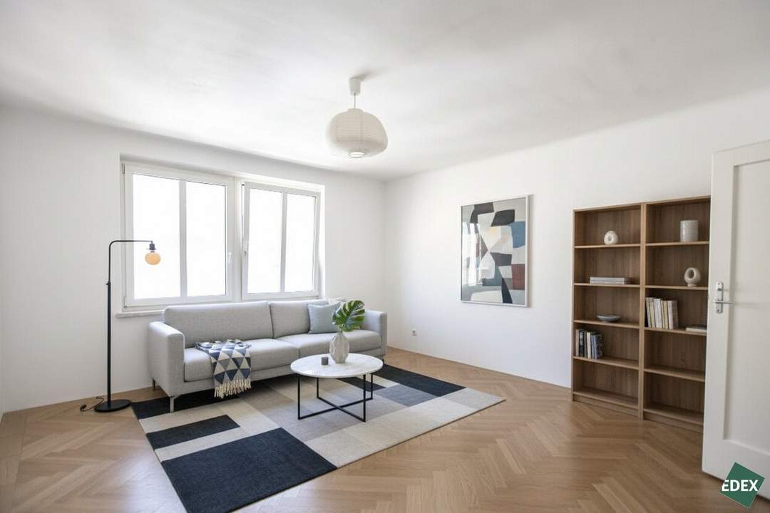 Direkt am Schweizergarten: Schöne 2-Zimmer-Wohnung mit separater Küche