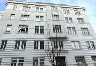 MÖLLWALDPLATZ, U1-NÄHE, 124 m2 ALTBAU, Wohnküche, 2 Zimmer, klimatisiert, 2 Bäder, Parketten, Loggia, 1. Liftstock, provisionsfrei
