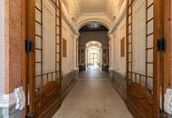 Komplett hofseitg ausgerichtete Stilaltbauwohnung im Jugendstiljuwel Schottenfelder Hof | Blick in den grünen Innenhof | Ideal auch zur WG-Nutzung