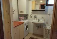 Keines Haus mit großem Garten - Nur einen Steinwurf vom Wasser entfernt