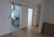 NEU RENOVIERTES 4 ZIMMER APARTMENT MIT LOGGIA IN RUHIGER LAGE