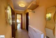 Perfekt geschnittene DG-Singlewohnung mit Terrasse und Garage in Wien Mauer