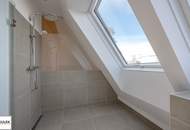 Erstbezug mit weitläufigem &amp; lichtdurchfluteten Wohnbereich, sowie 2 hofseitigen Freiflächen