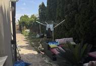 Sanierungsbedürftiges Zweifamilienhaus auf Eigengrund mit Garten und zwei Stellplätzen am Grundstück in Himberg bei Wien!