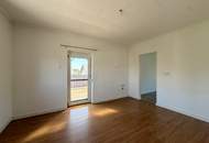 Großzügiges Familienhaus rd. 234 m² Wnfl. mit 1.446 m² Grundstück &amp; großem Entwicklungspotenzial!