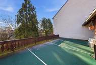 Modernisierungsbedürftiges Wohnhaus in Großweikersdorf nahe Bahnhof mit Garten, Terrasse und ausgezeichneter Infrastruktur!