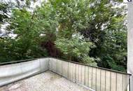 GROßZÜGIGE VILLENETAGE mit TERRASSEN // SPACIOUS CLASSIC STYLE APARTMENT with TERRACES