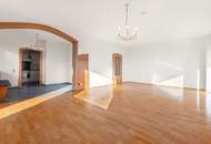 Seeblick-Wohnhaus in Bestlage oberhalb von Velden