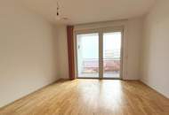 Moderne, lichtdurchflutete 3-Zimmerwohnung in zentraler Lage mit zwei TG-Stellplätzen