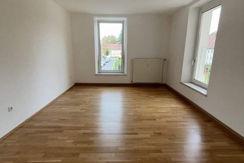 Aktuell in SANIERUNG: Fantastische Wohnatmosphäre wird geboten - inklusive aller Annehmlichkeiten einer zentrumsnahen und ruhigen Grünlage!, Wohnung-miete, 572,39,€, 4400 Steyr(Stadt)